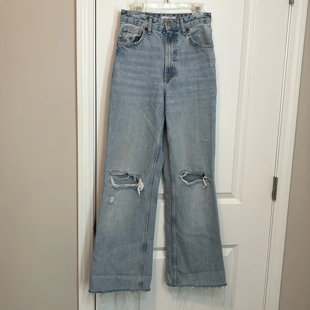 Zara TRF Light Blue Distressed Wide Leg Jeans
Discontinued style! - Picture 2 of 9